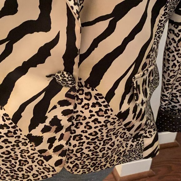 Blazer by Isle Apparell, Made in Turkey, Medium, great condition - Picture 3 of 6